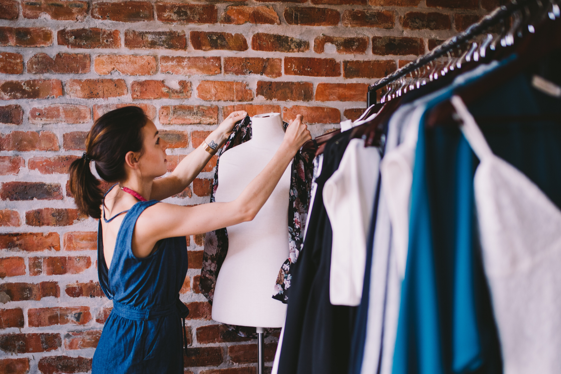 Sales Assistant – Fashion retail